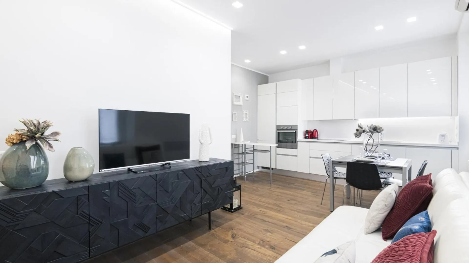 Easylife - Moderno E Chic Con Led Atmosferici Apartment Milan Italy