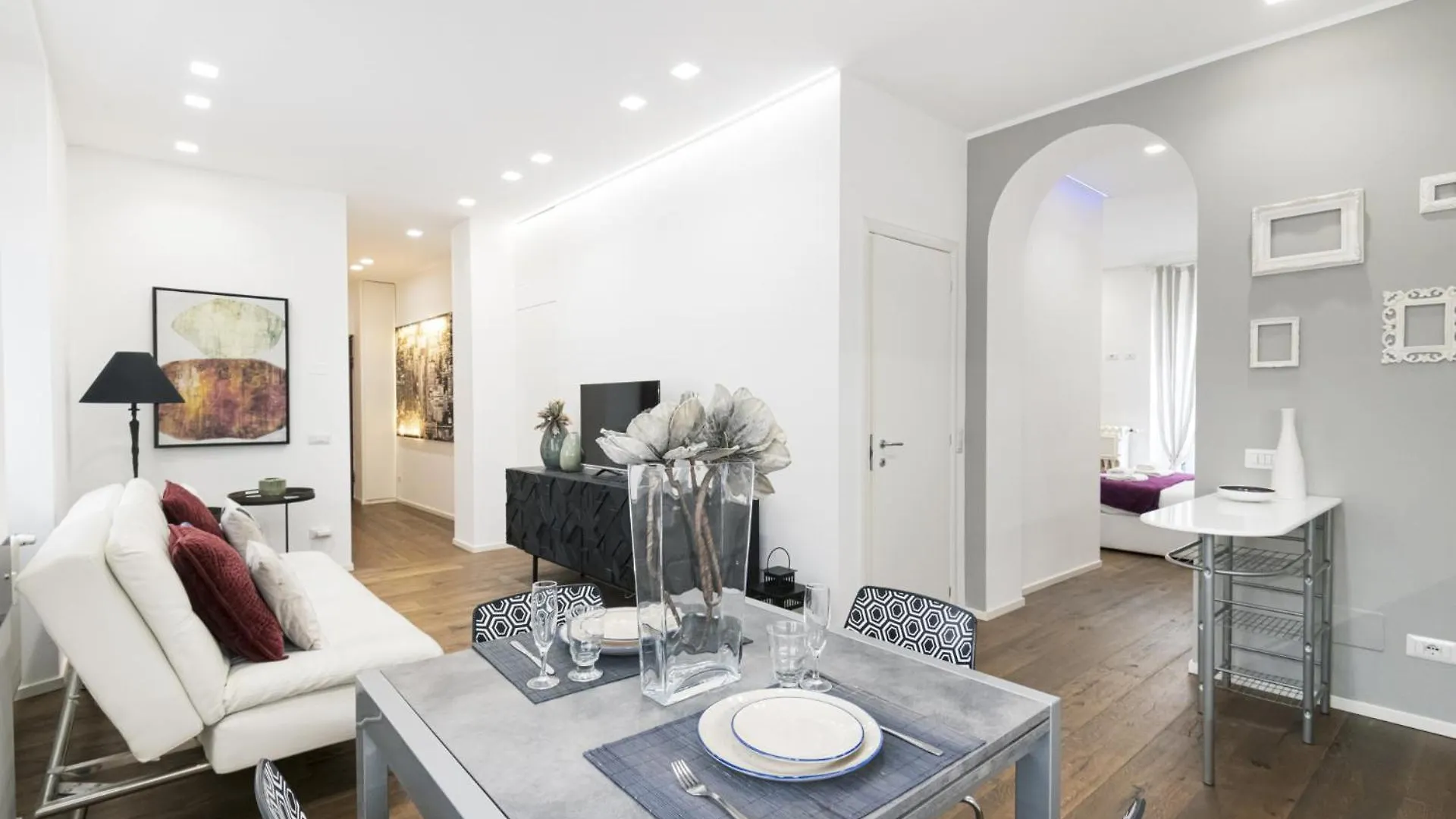 Easylife - Moderno E Chic Con Led Atmosferici Apartment Milan